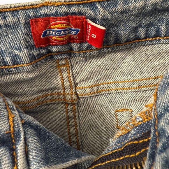 Vintage Dickies Women’s Jeans | Size 9 | Cuffed Capri Style - Picture 4 of 4